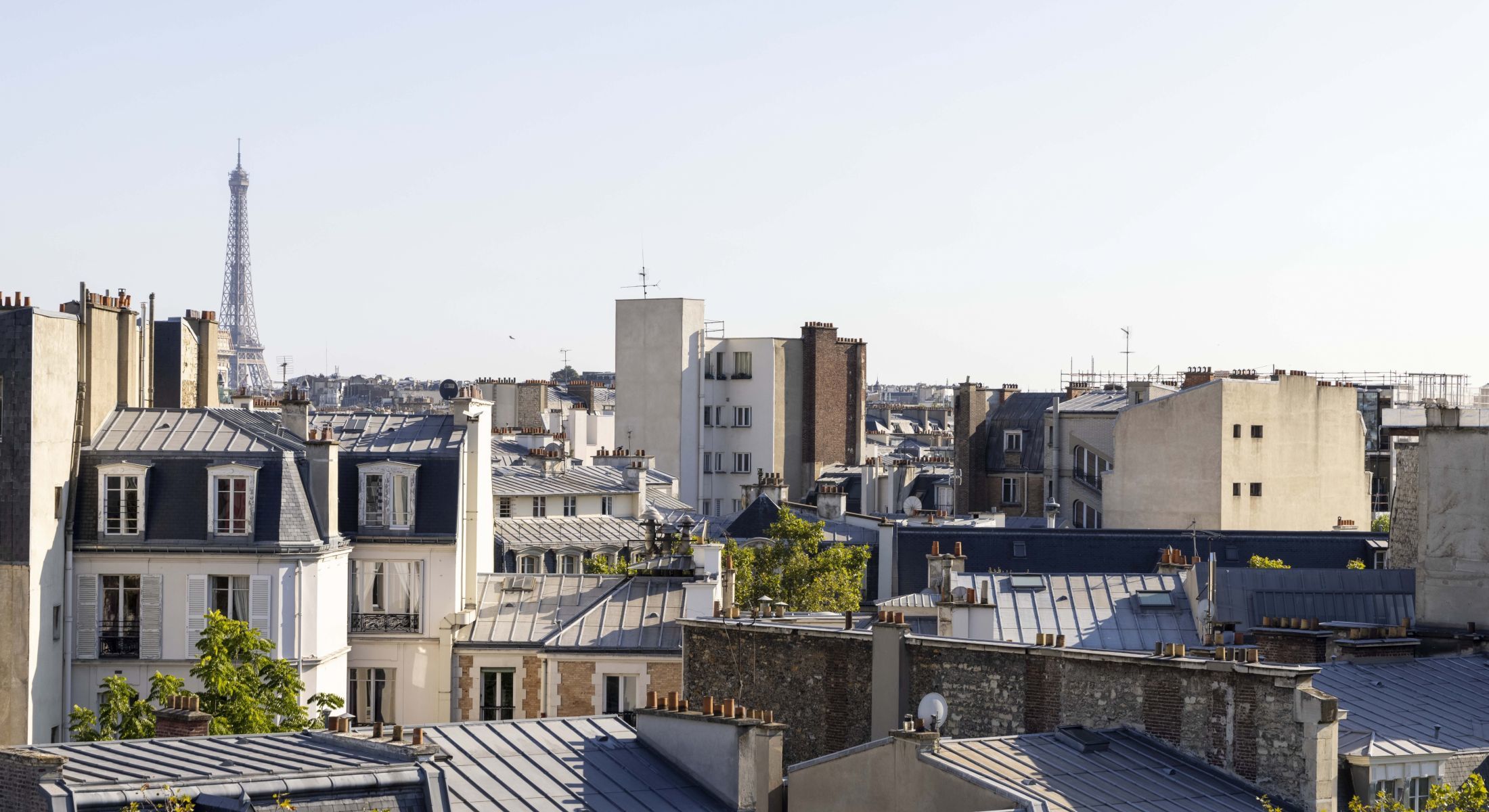 Vue de la chambre Deluxe de l'Hôtel de Banville, hôtel à Paris 17