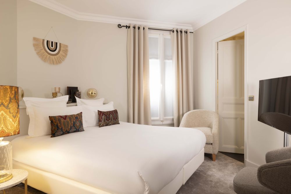Hotel de Banville - Superior Room