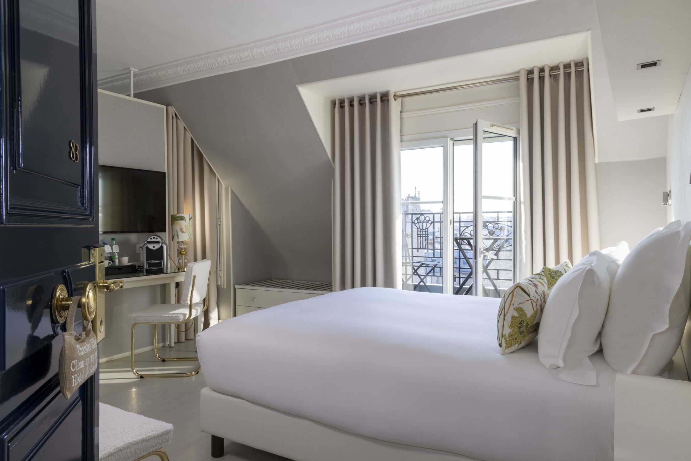Hotel de Banville - Deluxe Terrace Room